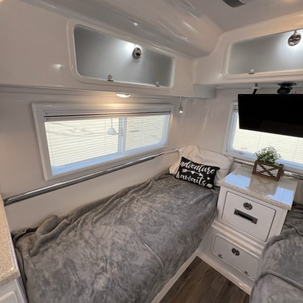 2025 Legacy Elite II Twin 5045 bed 1