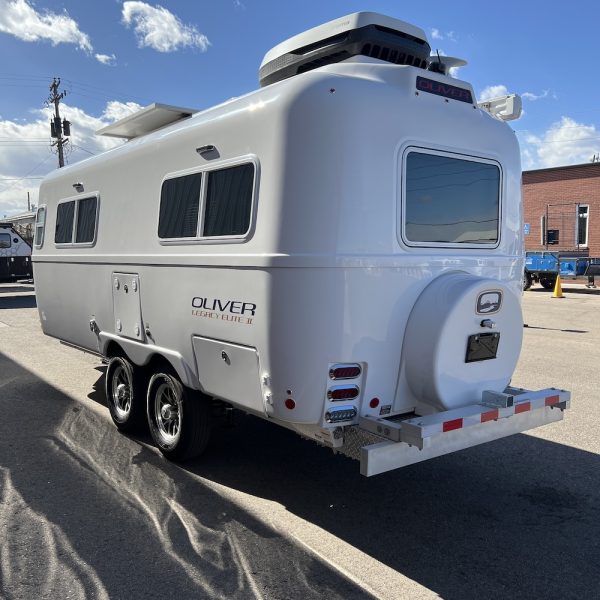 2025 Legacy Elite II Twin 5045 exterior right rear