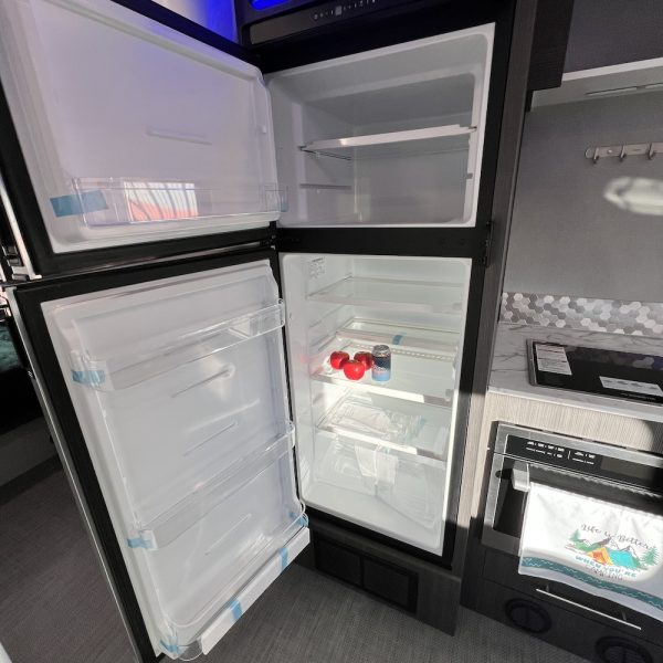 2025 Aucta Willow 9351 fridge 1