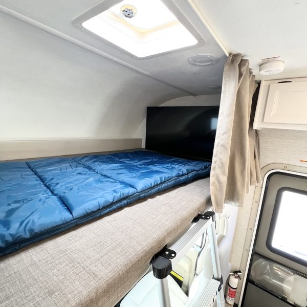 2025 Thor Chateau 24F 6333 over cab bunk w tv