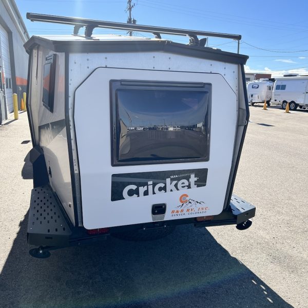 2023 TAXA Cricket 9049 exterior rear