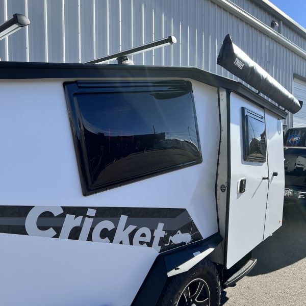 2023 TAXA Cricket 9049 exterior right rear